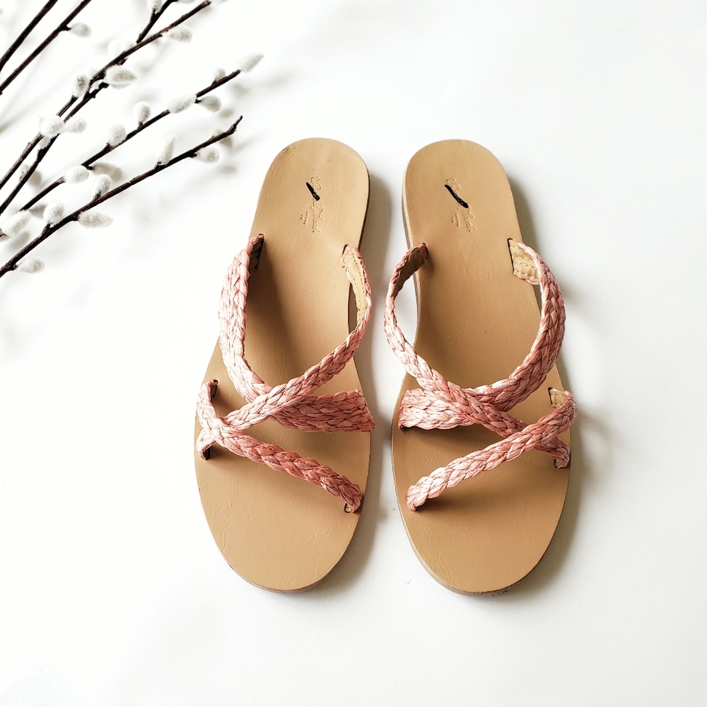 Universal Thread Opal Strappy Slide - Size 10